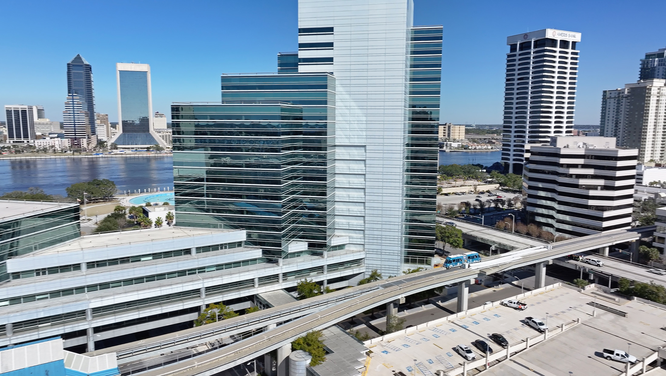 Skyway near San Marco station-PR.jpg